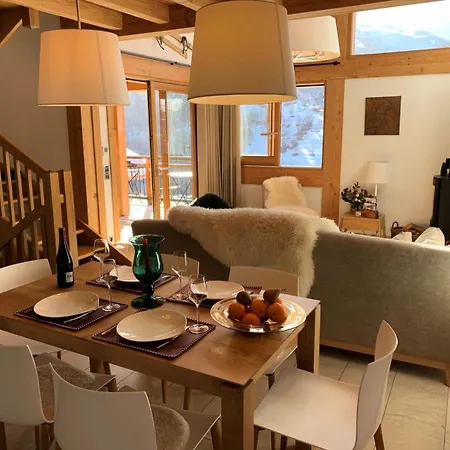 Caseblanche - Aigle Mae-0704 Chalet